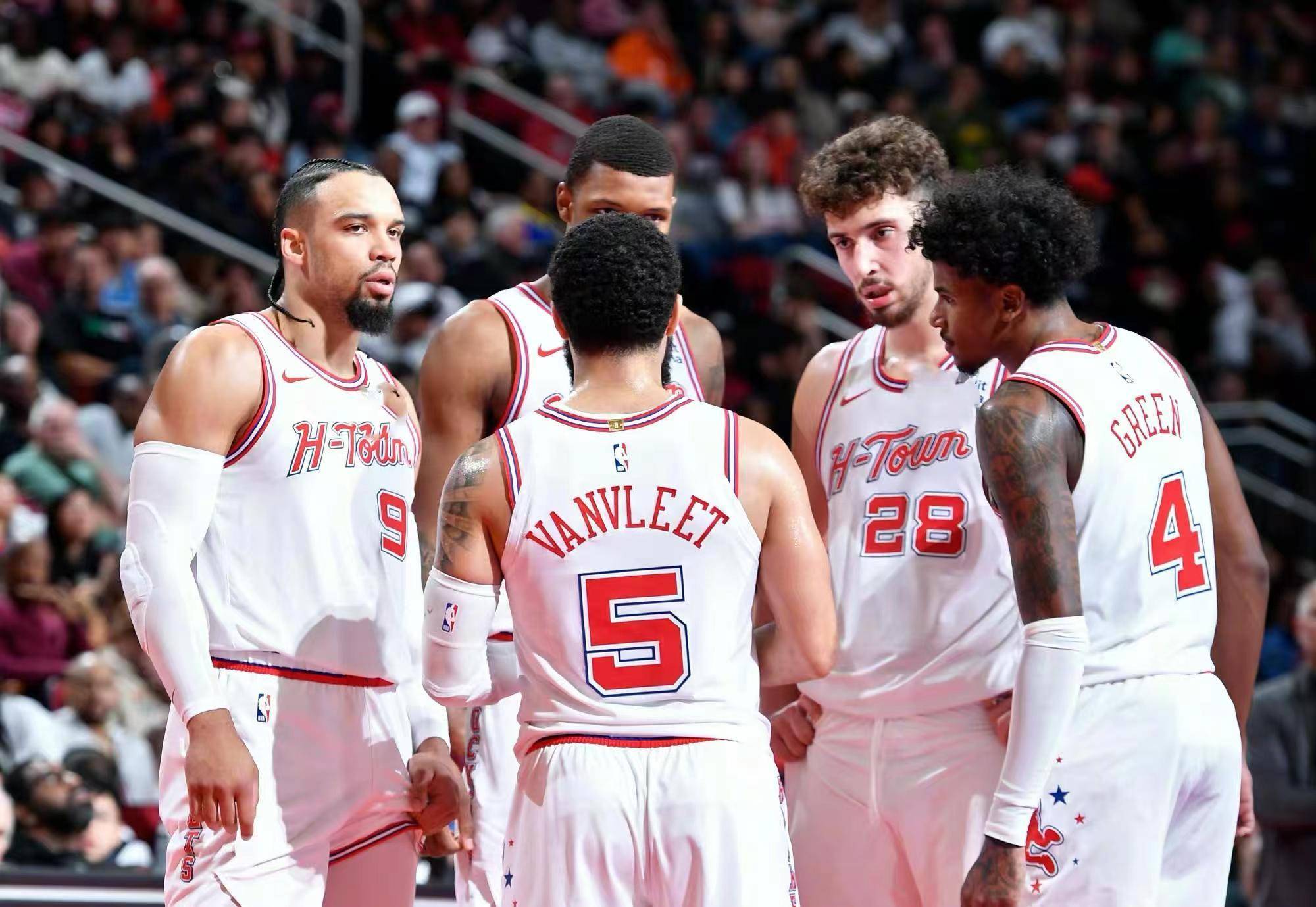 开云平台-NBA总决赛：快船大胜尼克斯取得开门红的简单介绍