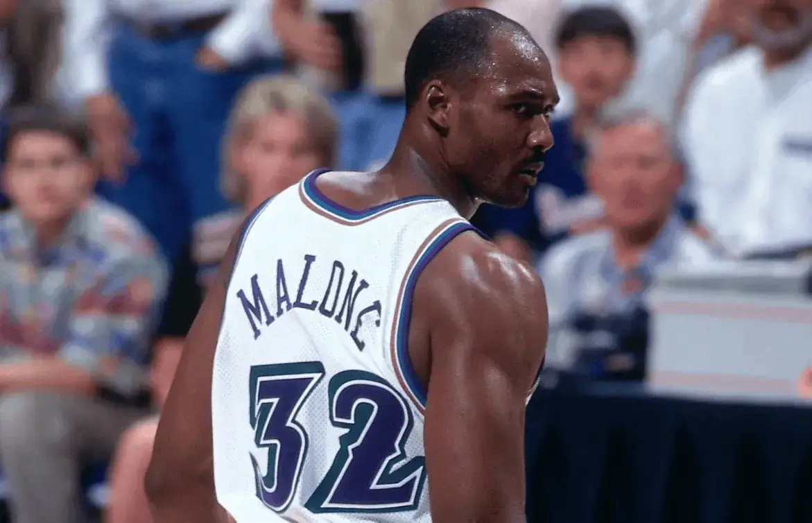 犹他爵士力克勇士,高效进攻完美发挥的简单介绍 犹他爵士力克勇士,高效进攻完美发挥的简单介绍