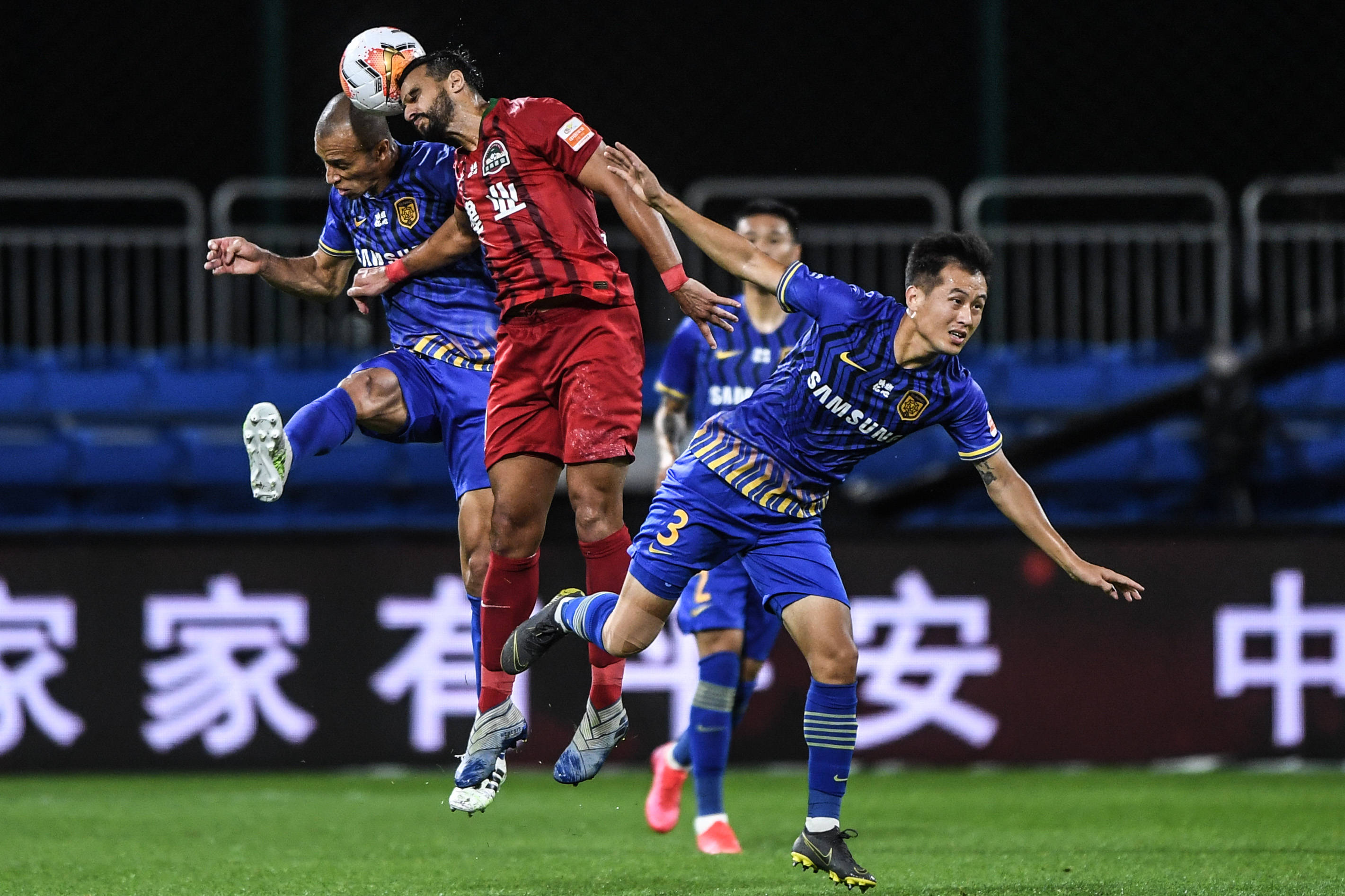 关于江苏苏宁客场战平,中超波澜不惊的信息 关于江苏苏宁客场战平,中超波澜不惊的信息