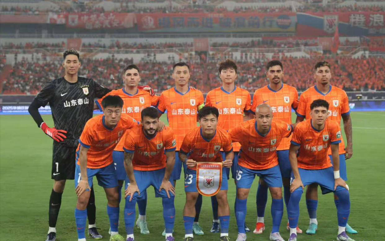 开云体育官网-足球球队外援引进计划曝光，球迷看好新援表现