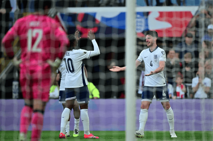 阿森纳边锋连续造点,帮助国家队晋级欧洲杯的简单介绍 阿森纳边锋连续造点,帮助国家队晋级欧洲杯的简单介绍