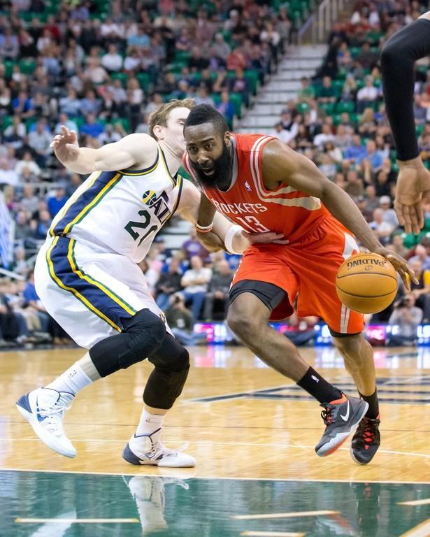 关于火箭队战术调整见效，小牛队客场不敌对手的信息