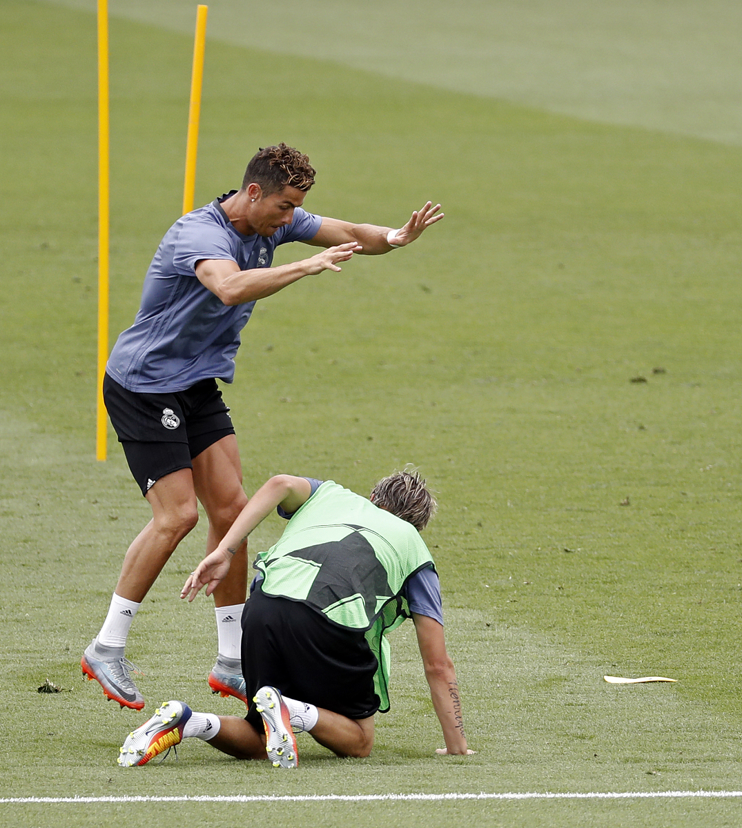 开云体育入口-乌拉圭碾压塞维利亚，内马尔送出助攻