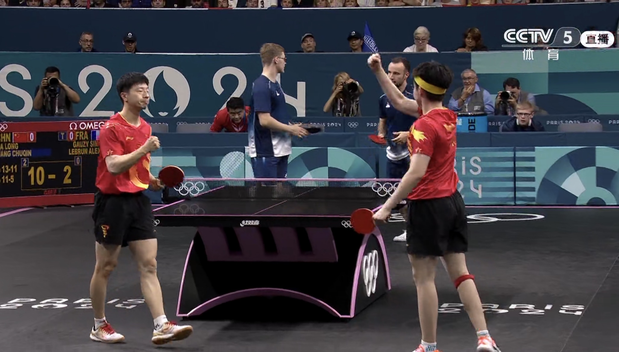 包含奥地利队鏖战英格兰队，马龙惊艳四座的词条