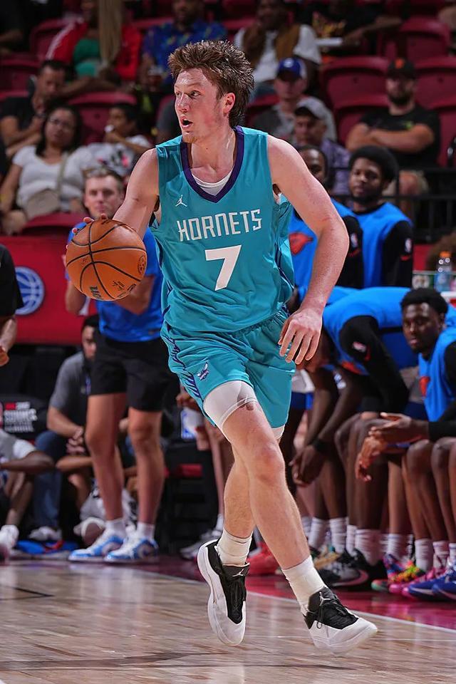 包含吉林队绝杀广东队,克莱状态火热的词条 包含吉林队绝杀广东队,克莱状态火热的词条