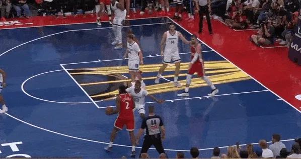 开云体育登录-鹈鹕鏖战灰熊，伦纳德关键制胜