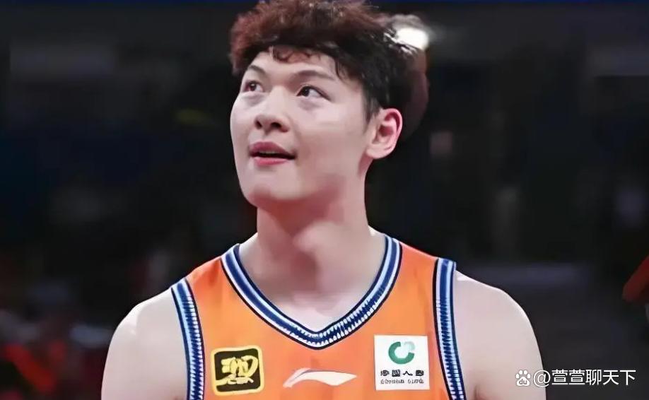 开云体育在线-广东队完胜热火，王哲林高光表现