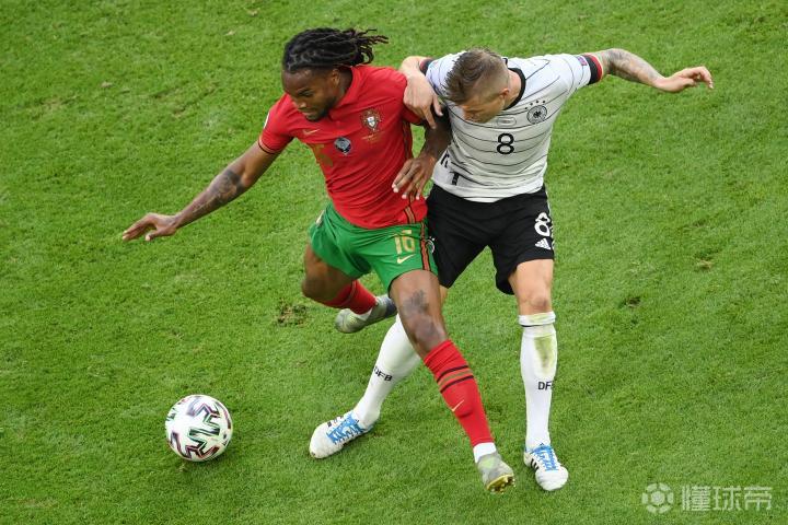 包含葡萄牙力克美国，托尼点燃赛场的词条